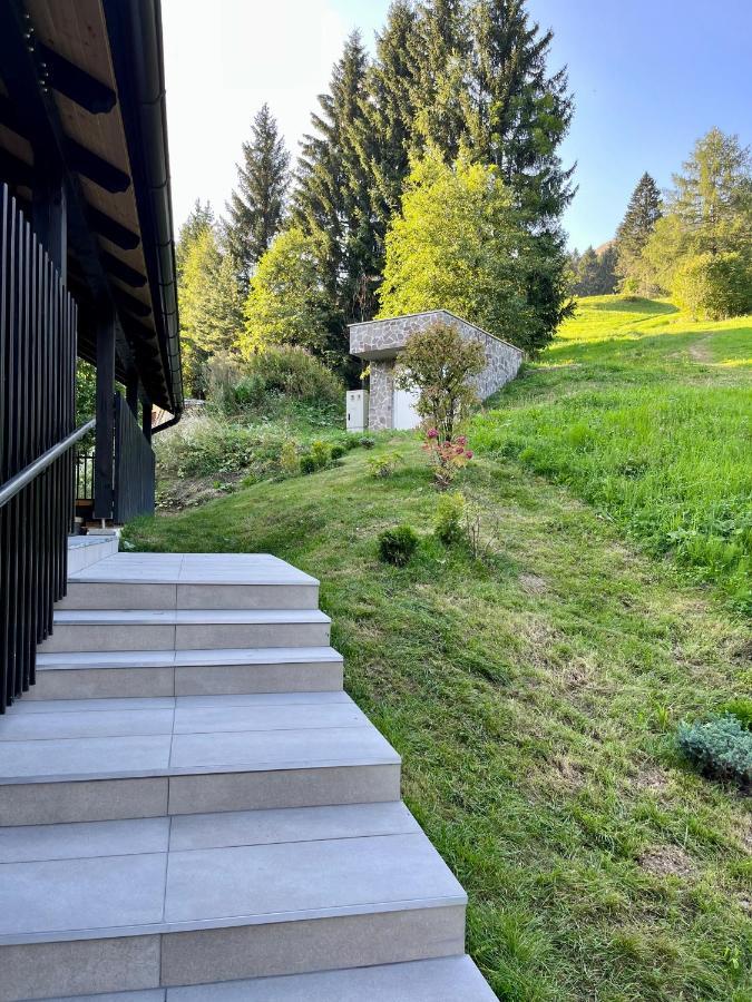 Apartments Pri Fencu Jesenice Kültér fotó