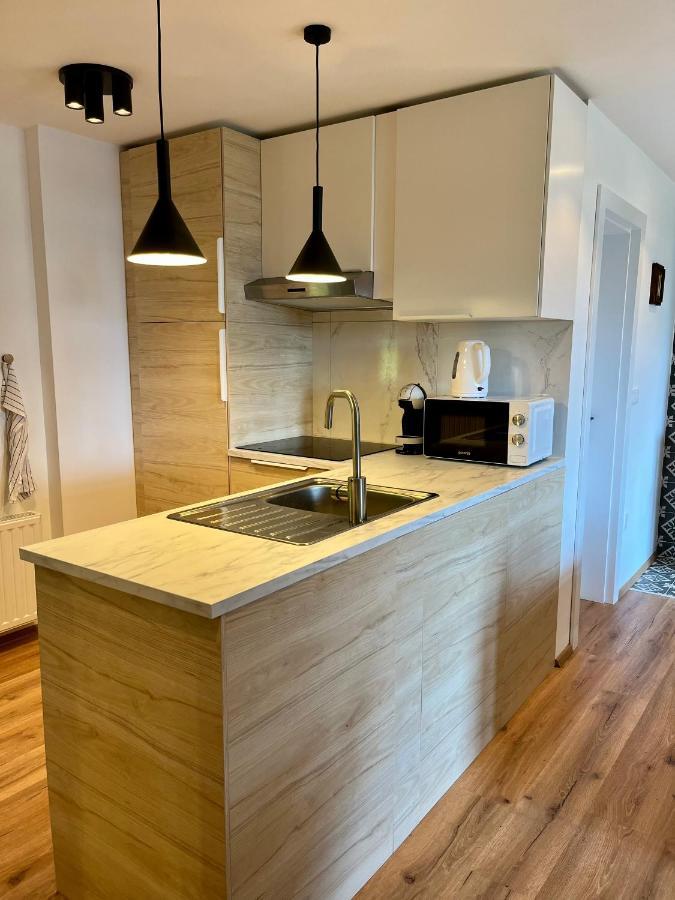 Apartments Pri Fencu Jesenice Kültér fotó